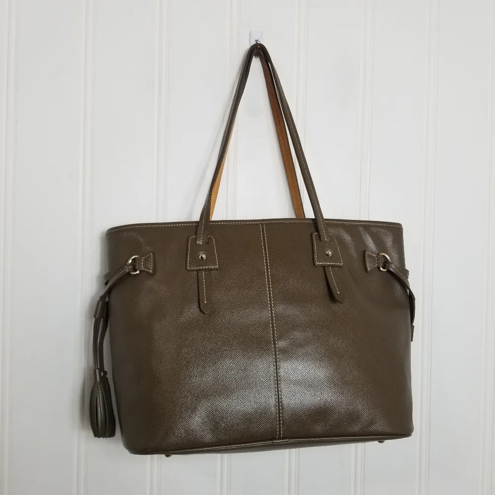 Dooney & Bourke Tote OS Davis Pebble Grain Leather Tassel Shopper Purse Brown Lg